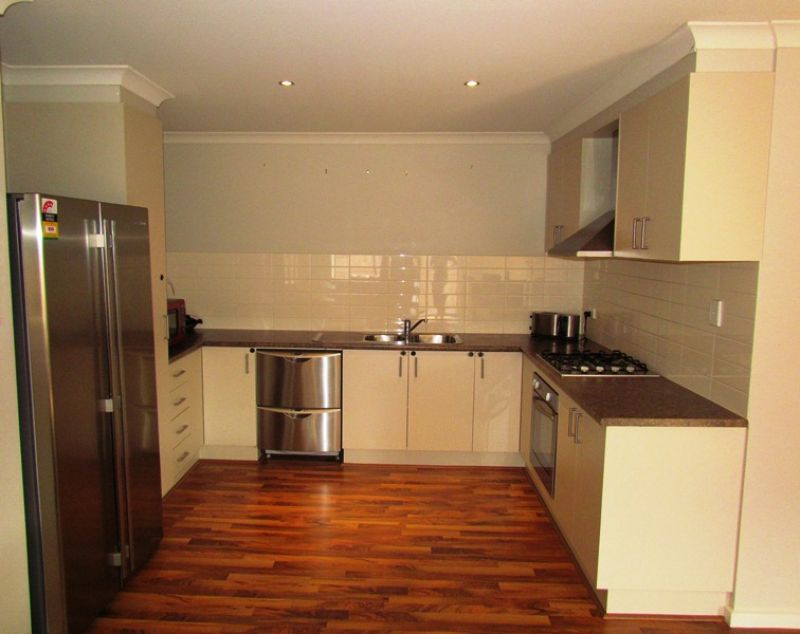 17/20-22 Roslyn Park Drive, Melton West - Thumbnail 3