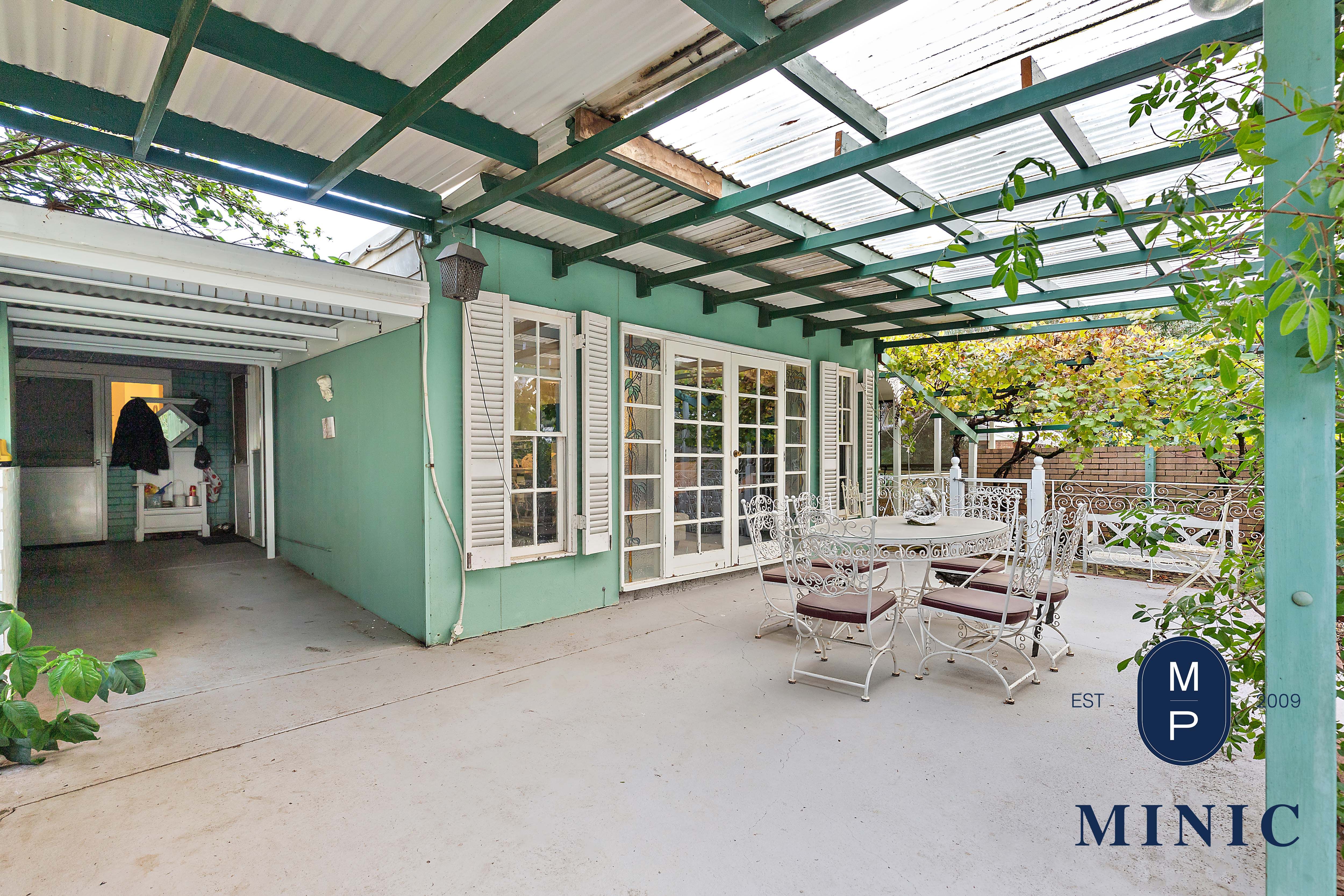 28 Binshaw Avenue, Byford
