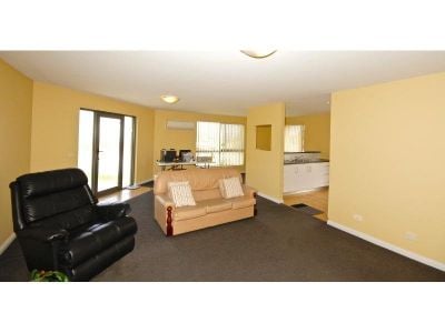 4/4 Smythe Street, Sheffield, Sheffield - Thumbnail 6