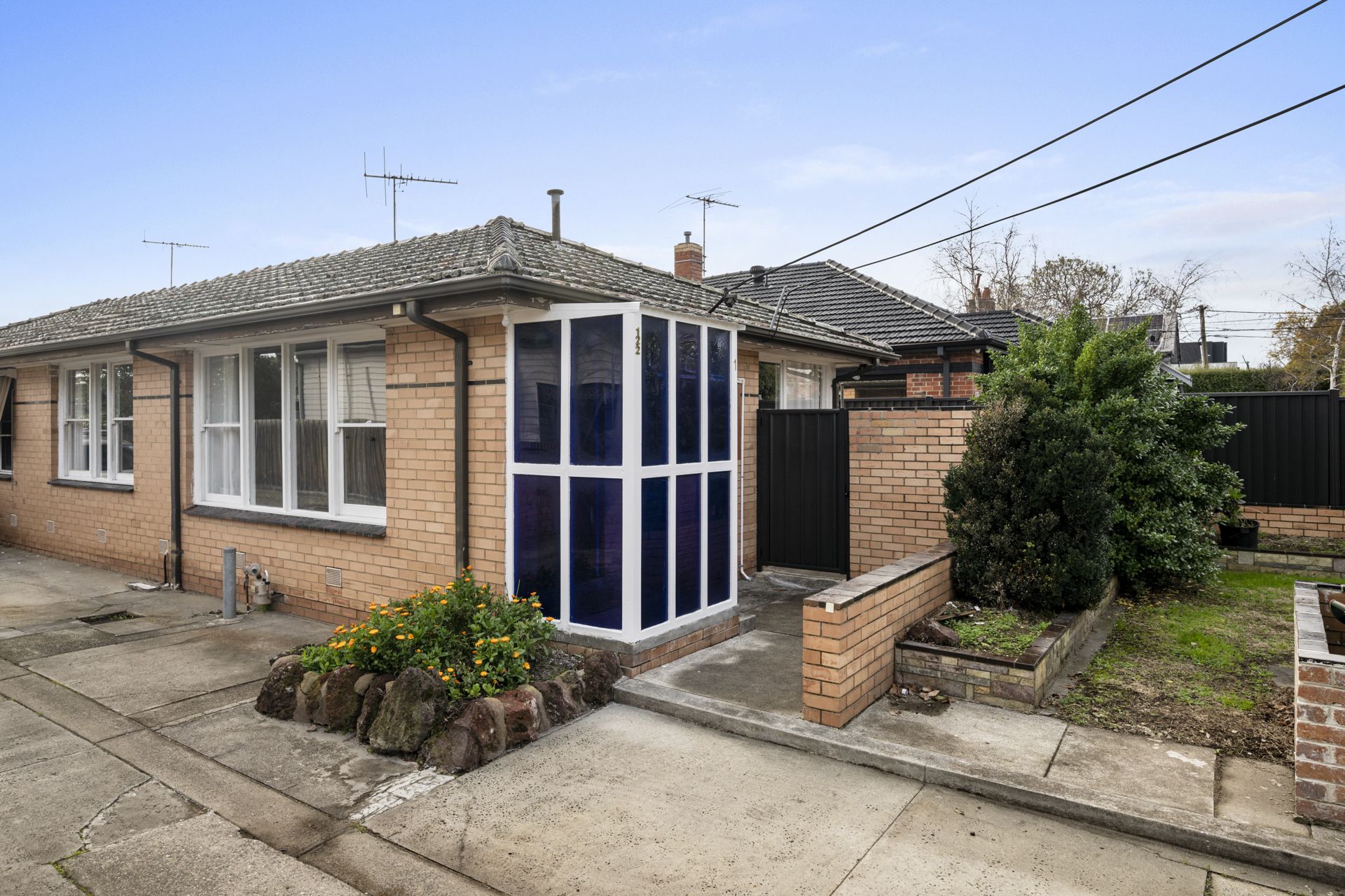 Freshly Updated Unit in a Prime Reservoir Location