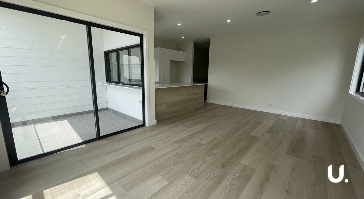 Tullimbar 37 Candelo Place