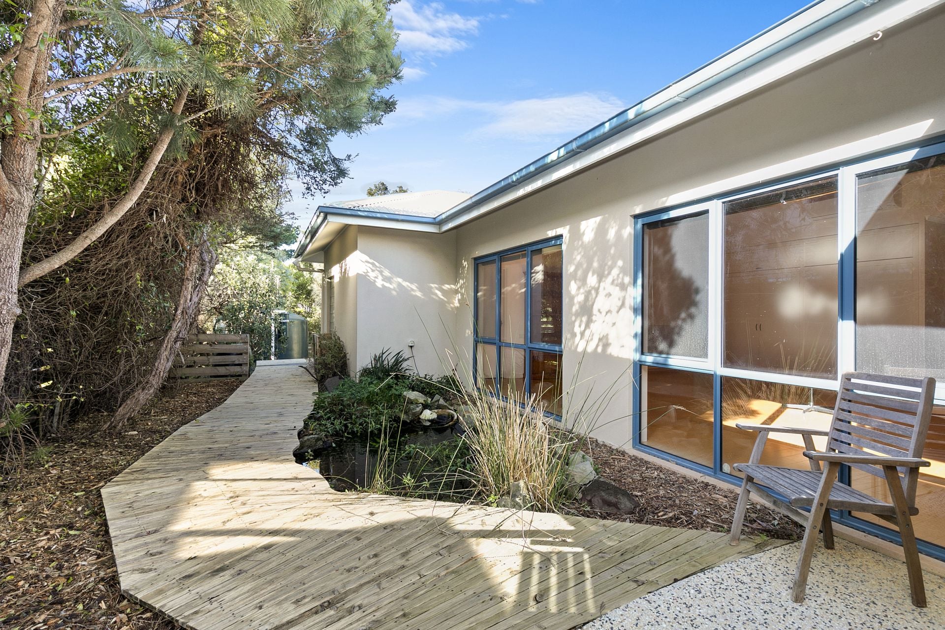 12 Great Ocean Road, Aireys Inlet - Thumbnail 2