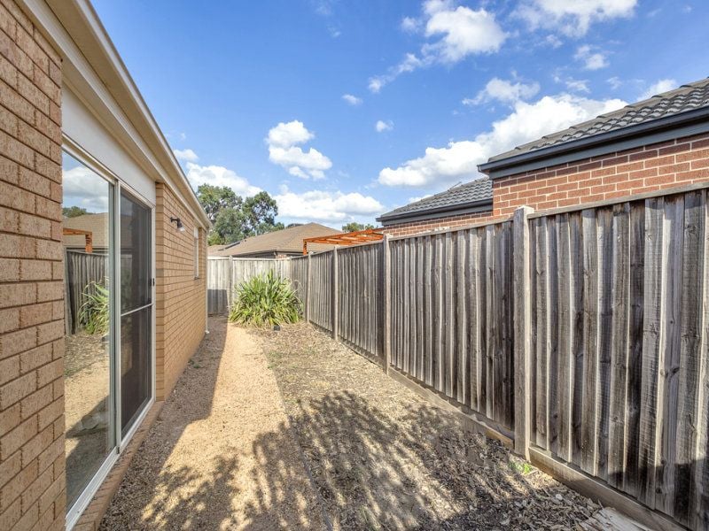 25 Basilica Vista Mernda MERNDA, Mernda Mernda - Thumbnail 2