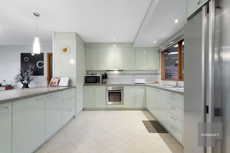21 Acacia Avenue, Dales Creek - Thumbnail 4