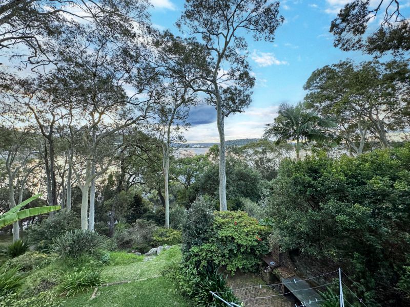 Real Estate For Sale 141 Heath Road Pretty Beach , NSW