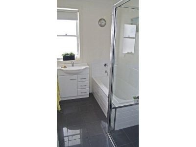 1/1 Washington Drive, DEVONPORT, Devonport - Thumbnail 7
