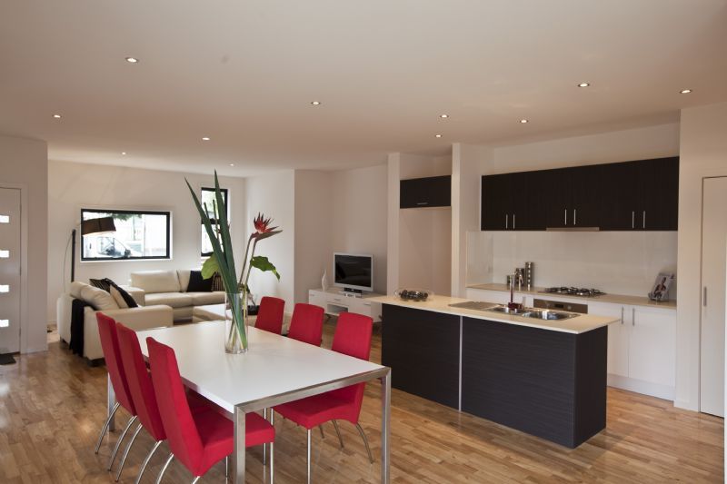 2/2a Bishop Street, Kingsville - Thumbnail 4