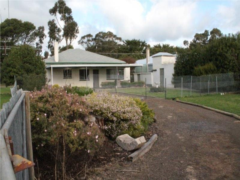 35 Adelaide Road MILLICENT SA
