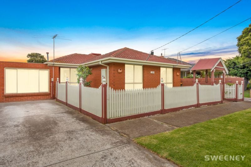 2/1 Bryan Avenue, Altona North - Thumbnail 2