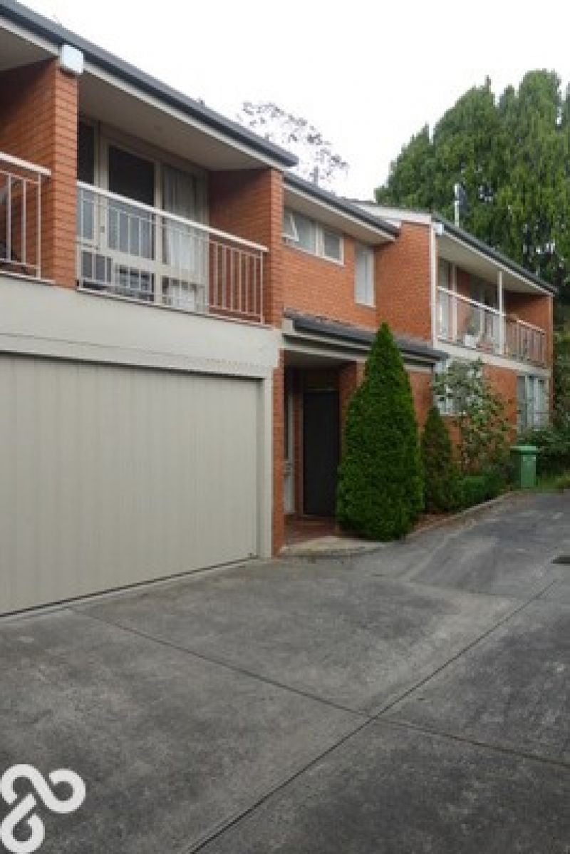 2/96 Locksley Road, Ivanhoe