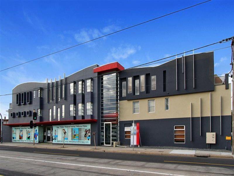 Ultra-Convenient, Easycare Apartment Living
