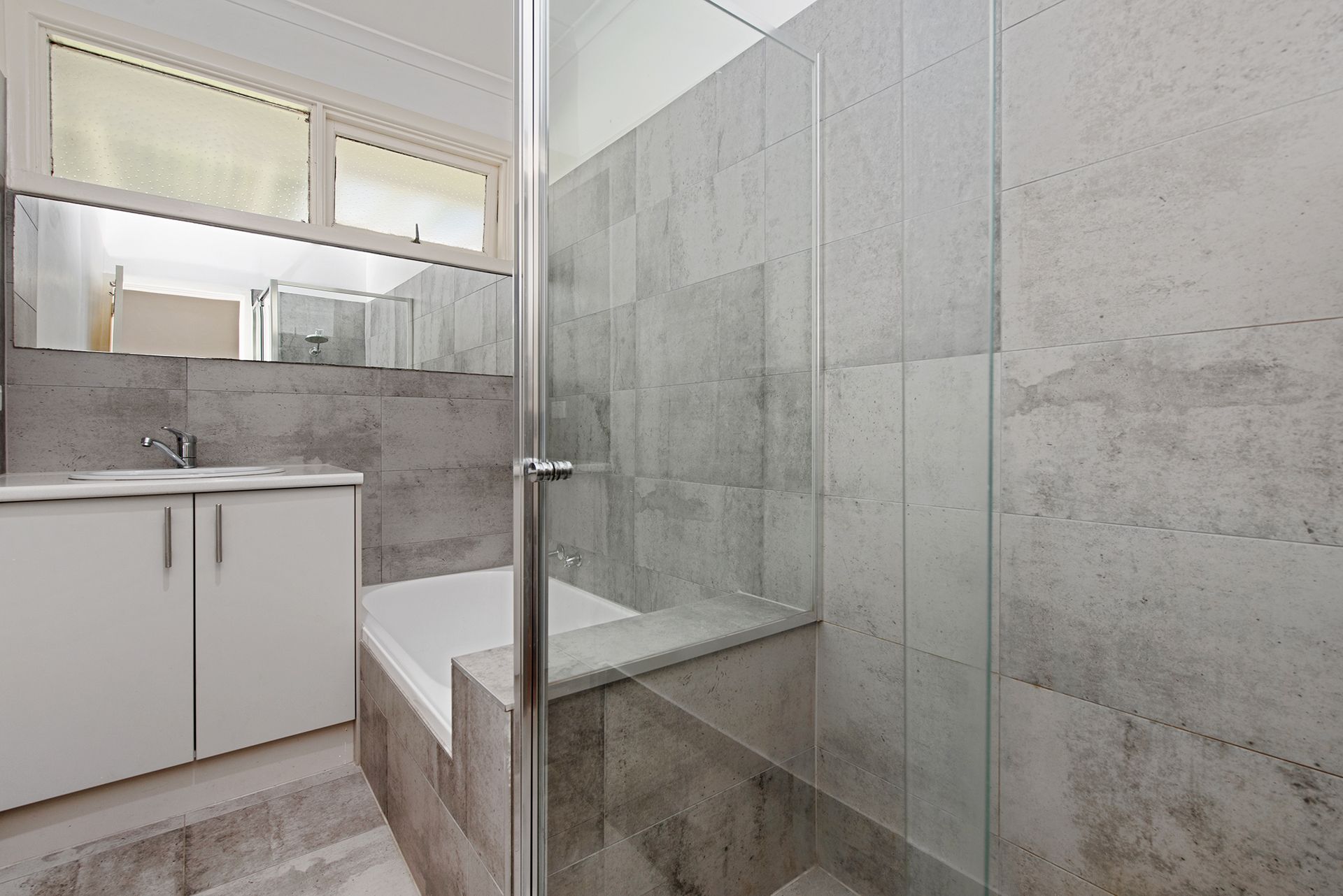 25 Ronald Avenue Altona North VIC, Altona North - Thumbnail 5