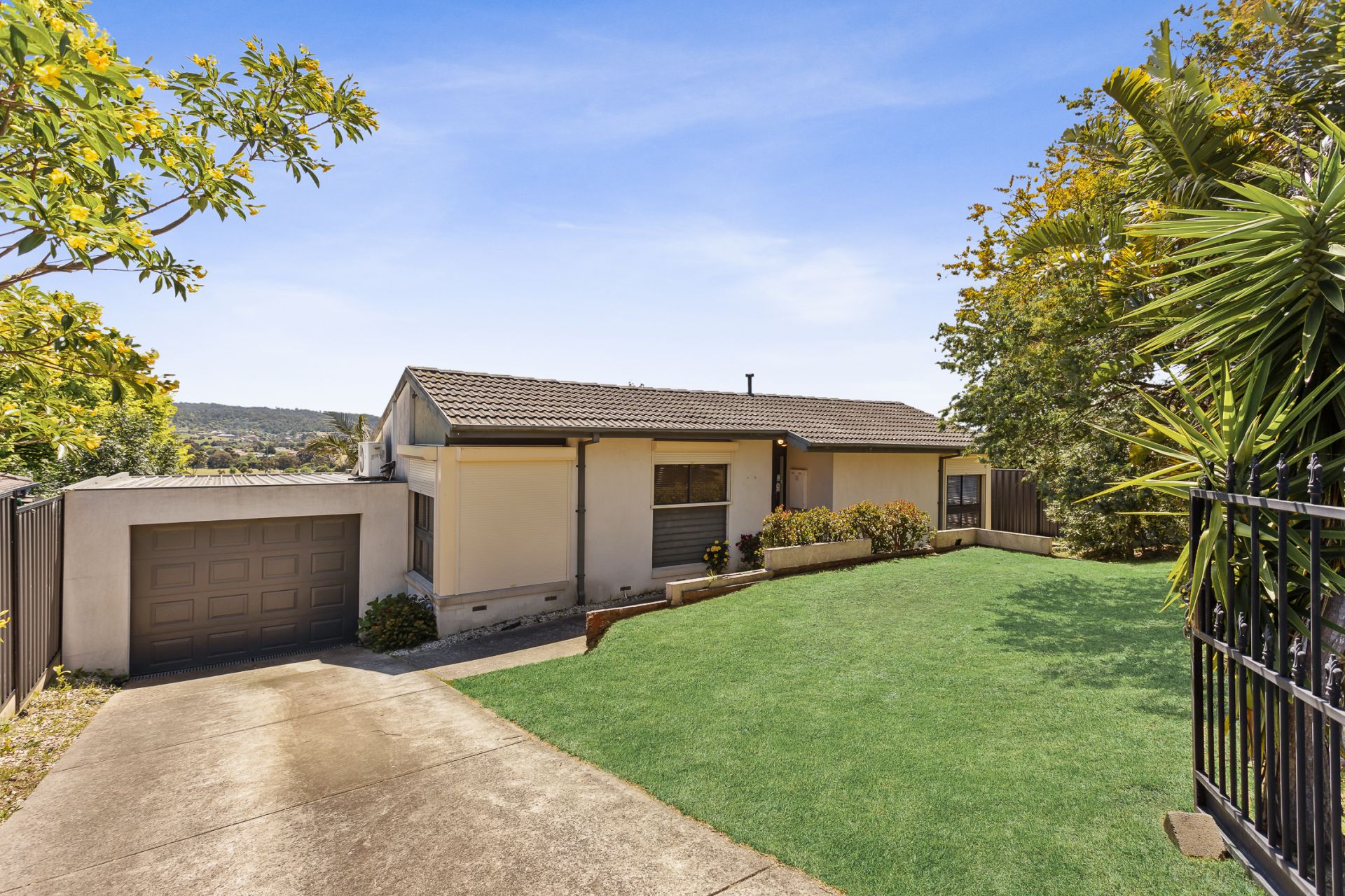 25 Scotsburn Way, ENDEAVOUR HILLS Nicholls Gledhill