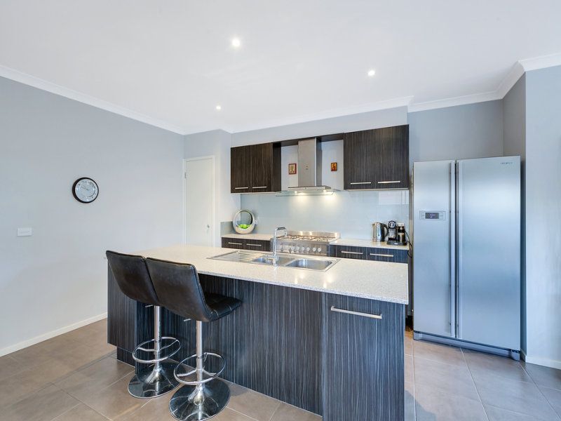 24 Falkirk Drive MERNDA, Mernda - Thumbnail 6