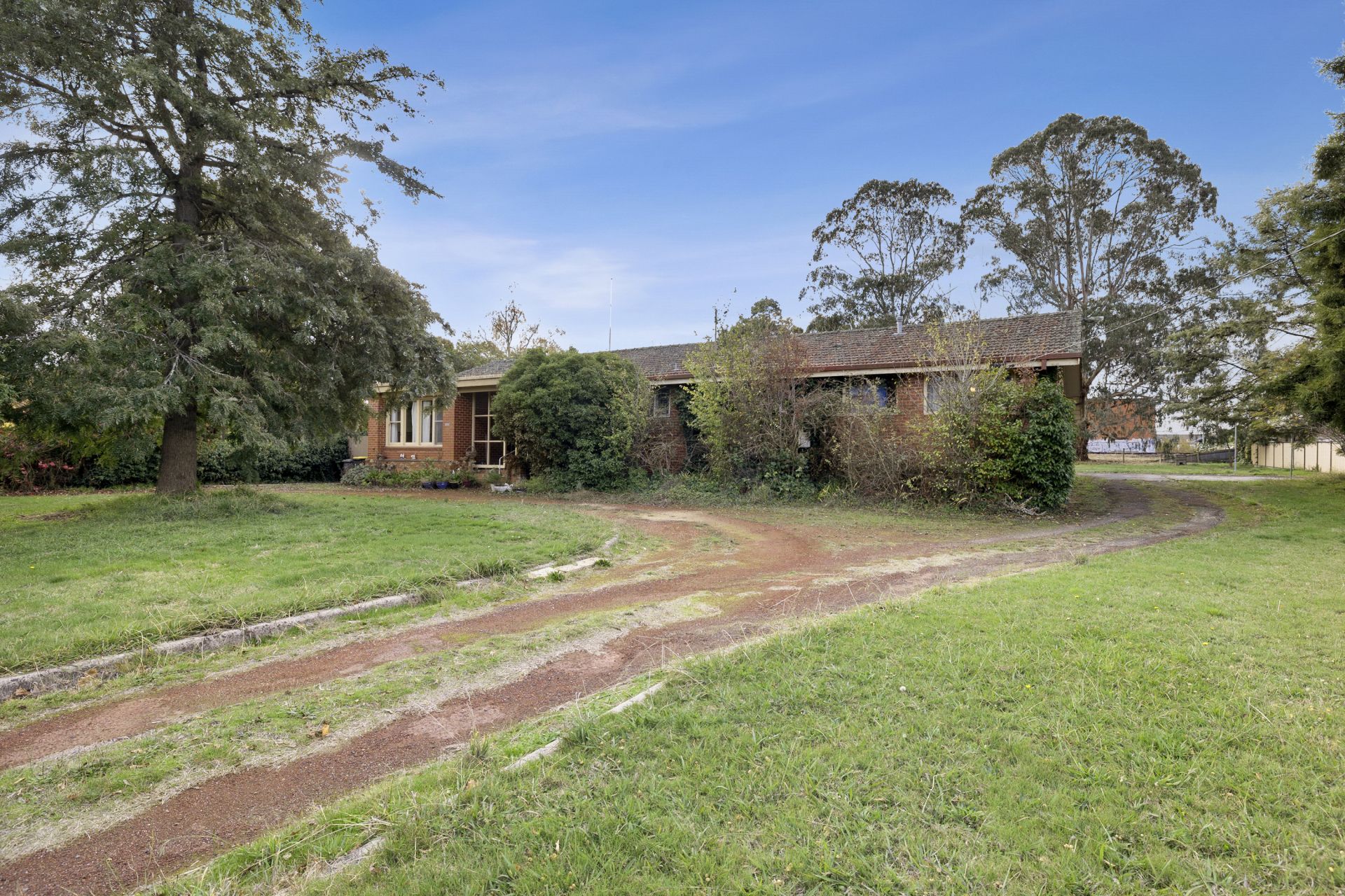 1448 - 1450 Gregory Street, Lake Wendouree, Lake Wendouree - Thumbnail 5