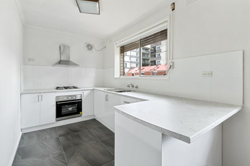 1/10 Dundas Street, Thornbury