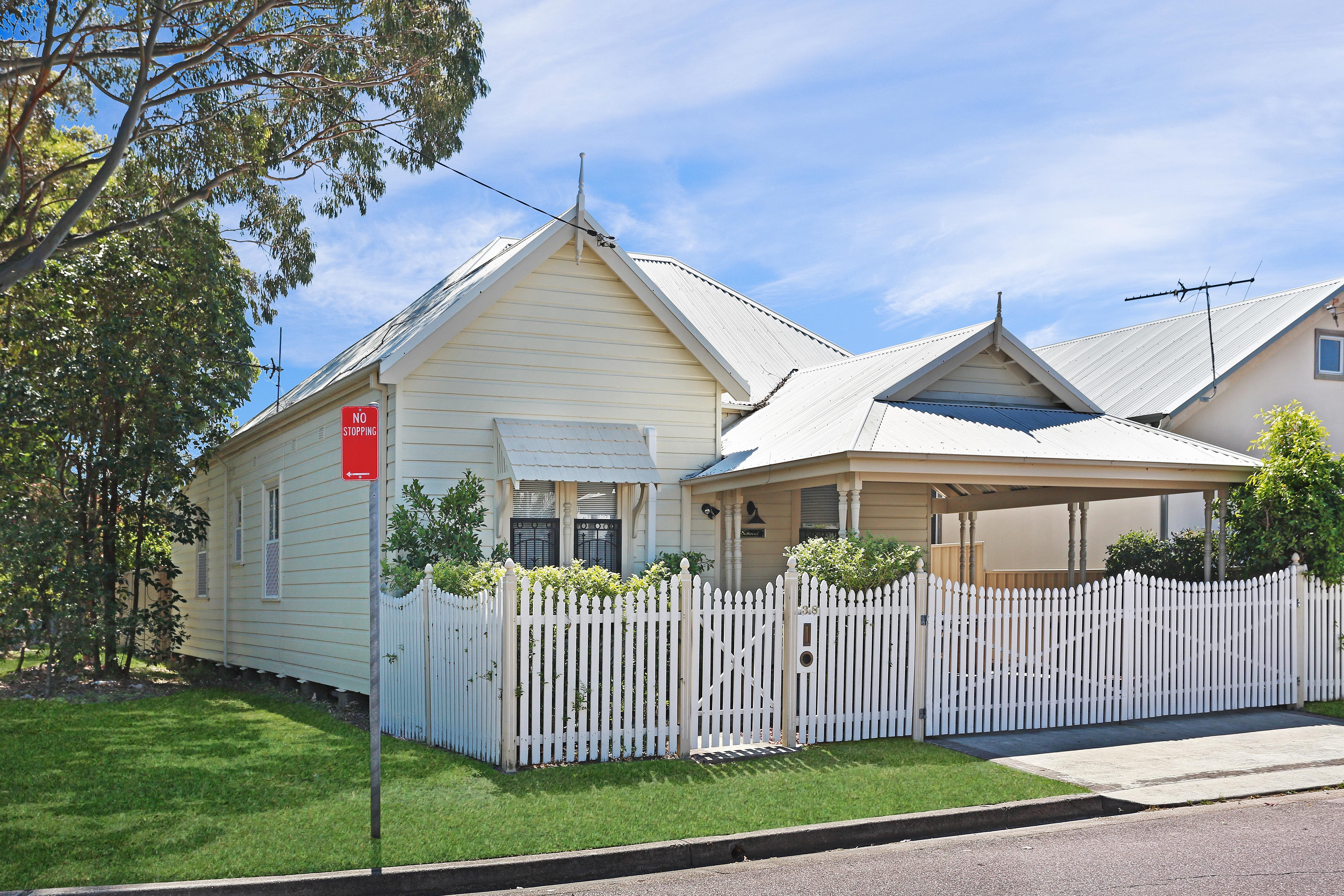 Sold property 38 Newcastle Street Mayfield , NSW 2304