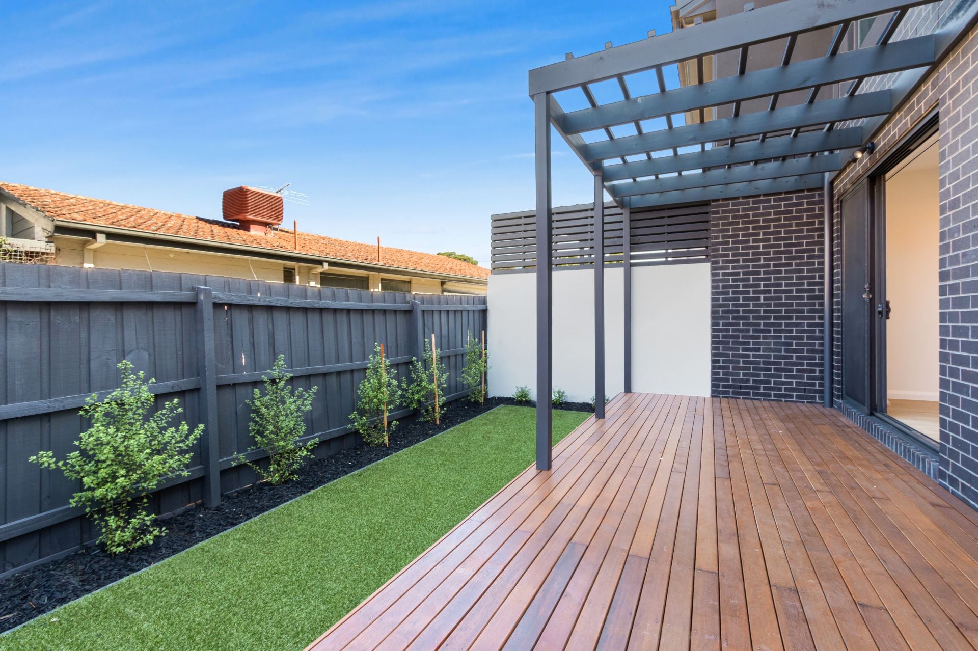 BRAND NEW HOME IN THE HEART OF BUNDOORA