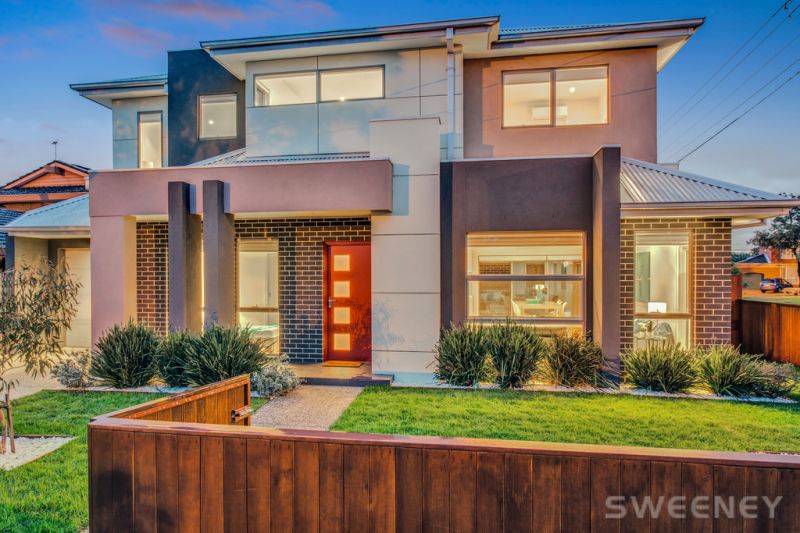 33 Somers Parade, Altona - Thumbnail 2