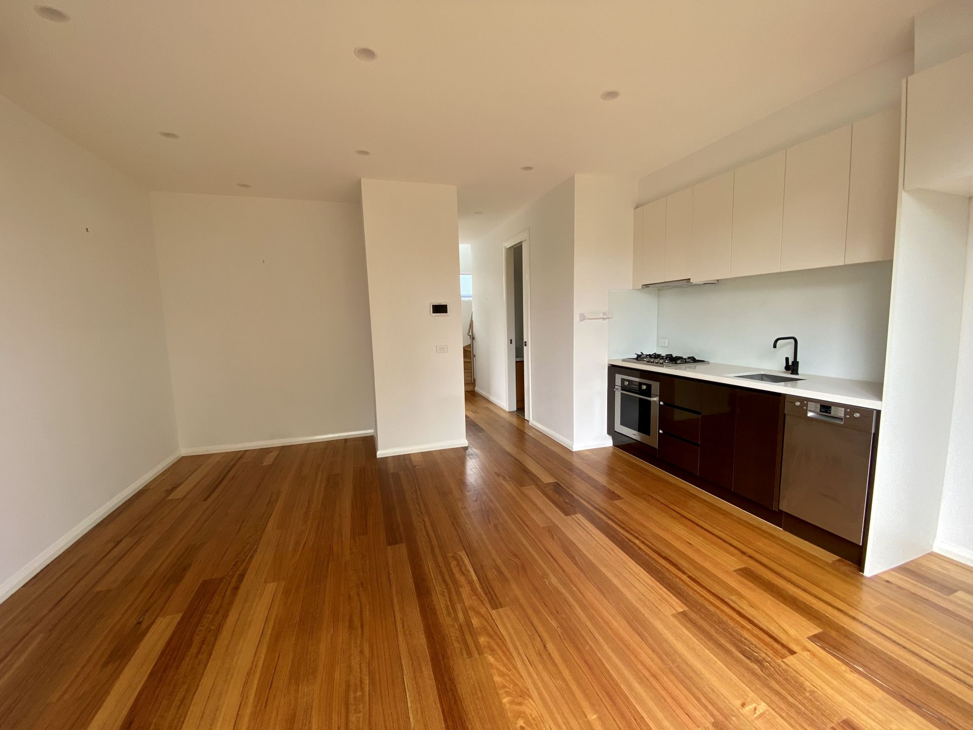 3/133 Blyth Street, Altona - Thumbnail 4