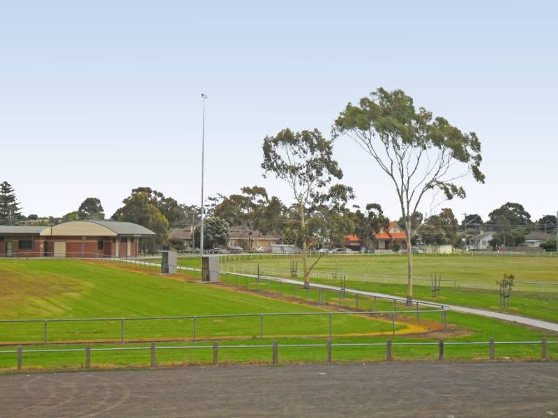 1/24 Curtin Street, Maidstone - Thumbnail 6