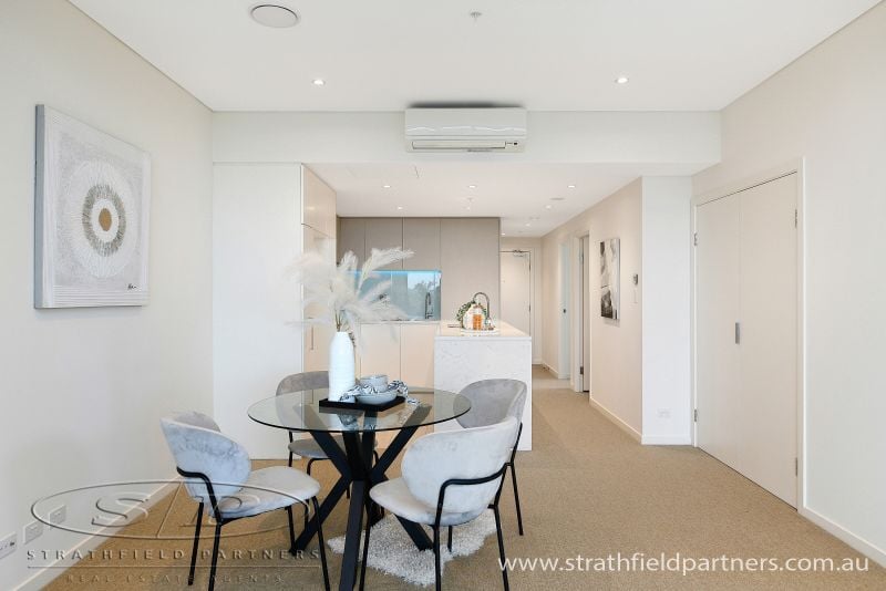 2209/11 Wentworth Place, Wentworth Point, Point - Thumbnail 7