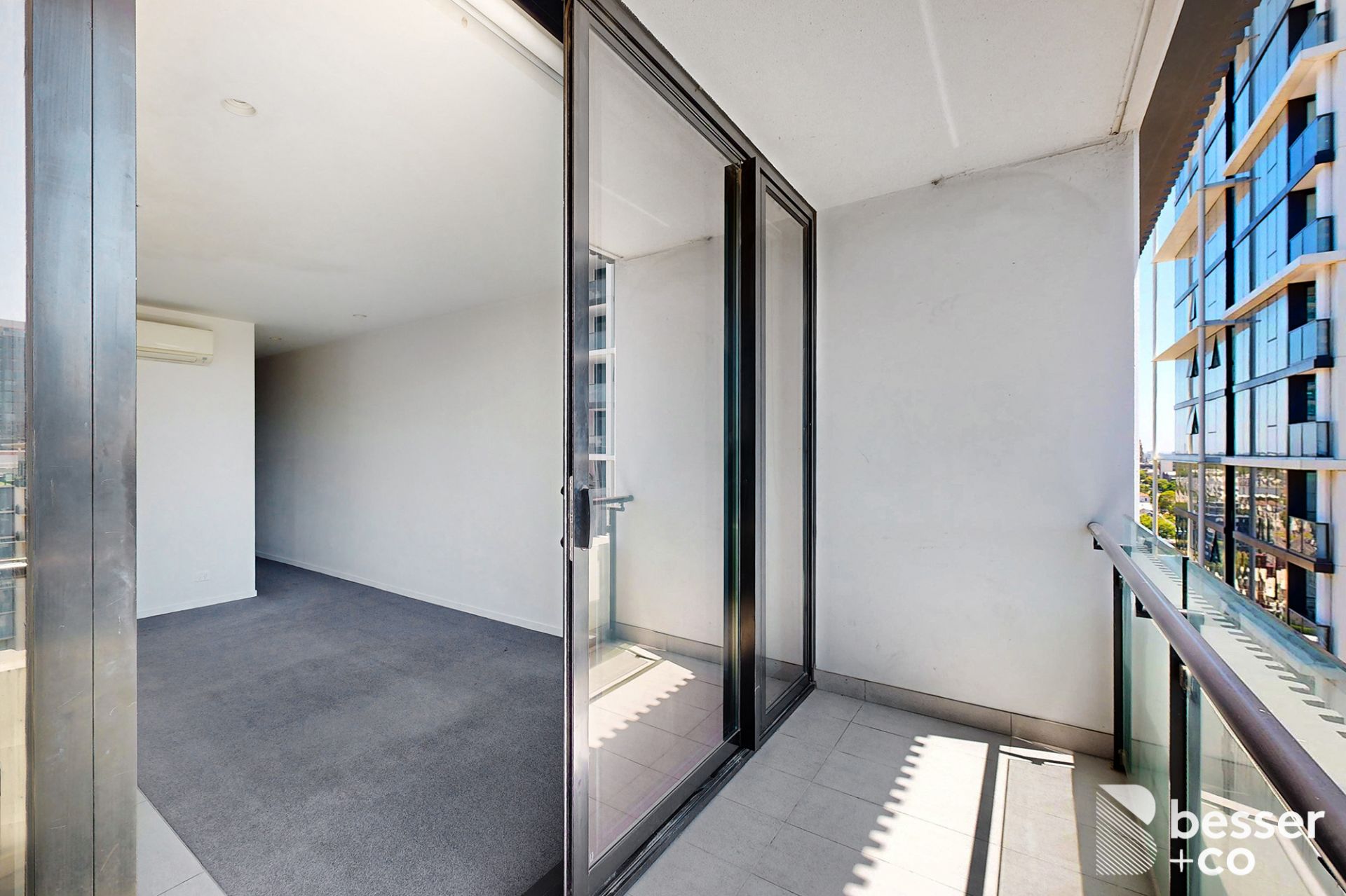 1304/52 Park Street, South Melbourne - Thumbnail 6