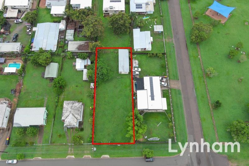 A very unique find - 1088 m2 vacant land with stables (boxes)