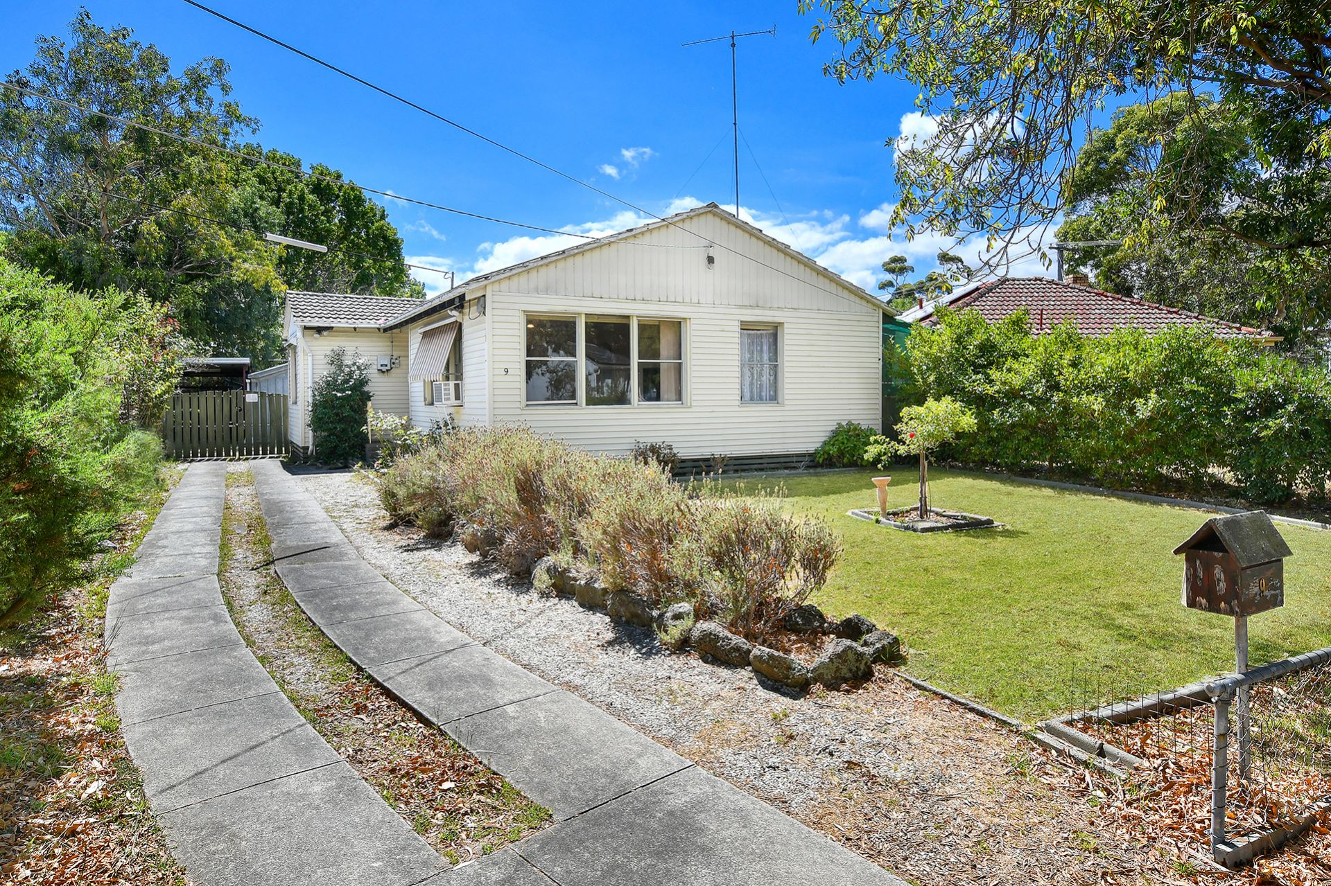 9 Tallowwood Street, Frankston North VIC
