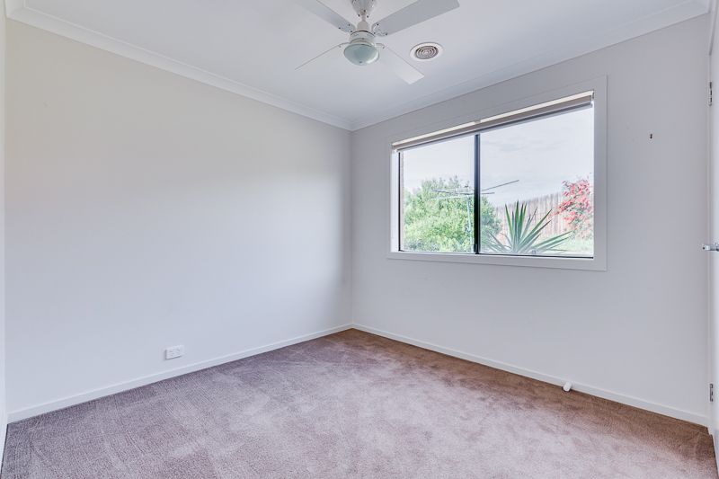 6 Tenth Mews, Bacchus Marsh - Thumbnail 3