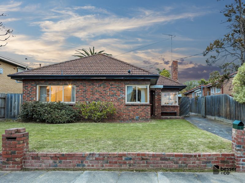 24 Bokhara Road, Caulfield South - Thumbnail 2