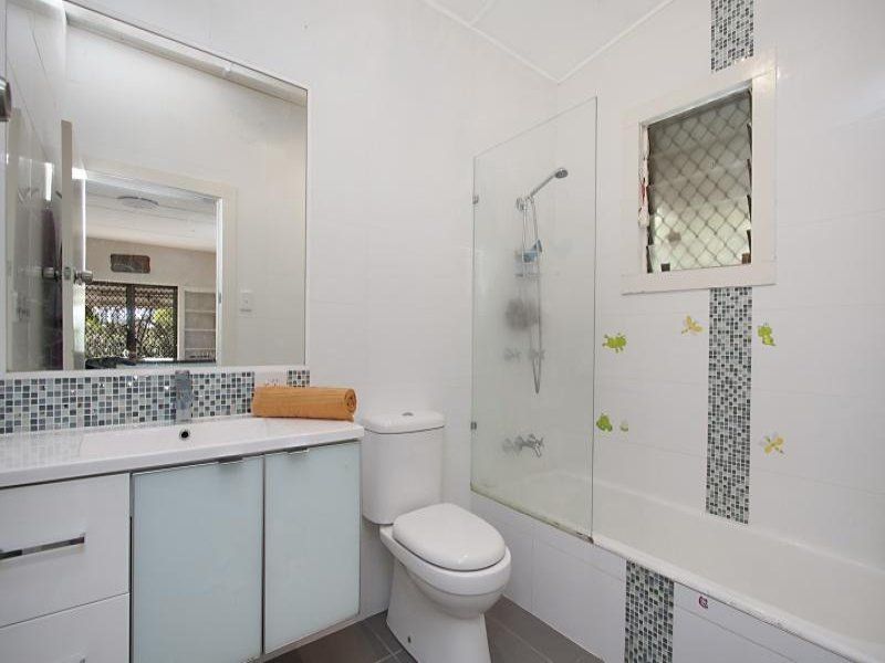 54 Dry Dock Road TWEED HEADS SOUTH NSW, Tweed Heads South - Thumbnail 7