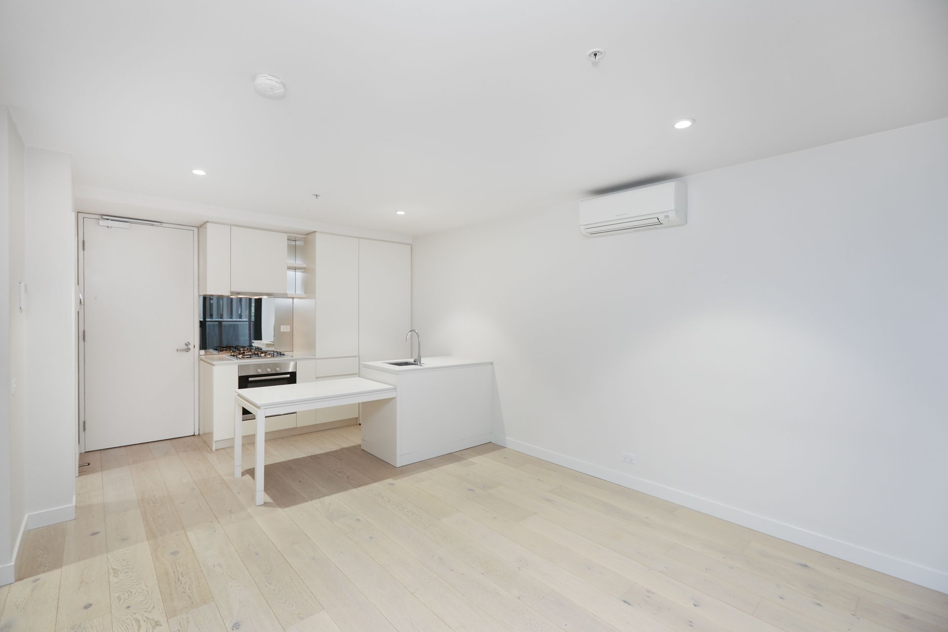 108/140 Dudley Street West Melbourne VIC, West Melbourne - Thumbnail 8