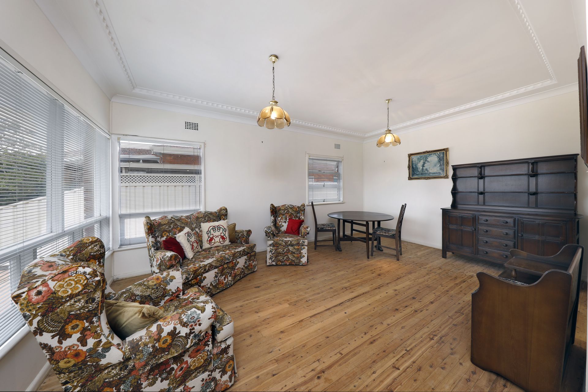 21 Renown Avenue, Miranda, Miranda - Thumbnail 3