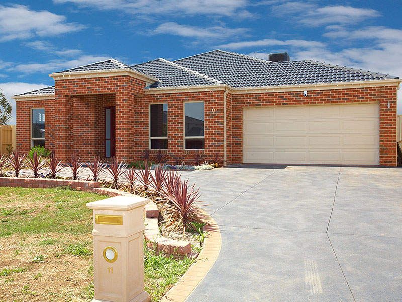 11 Cumberland Grove, Taylors Hill - Thumbnail 2