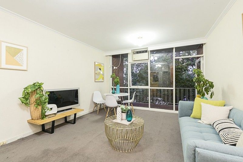 5/3 Halstead Street, Caulfield North - Thumbnail 3