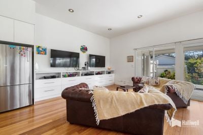 5
 
 
 
  
 
 
 4
 
 
 
  
 
 
 2
 
 
 
 
 
 
 
 83 North Fenton Street, Devonport TAS 7310, Devonport - Thumbnail 4