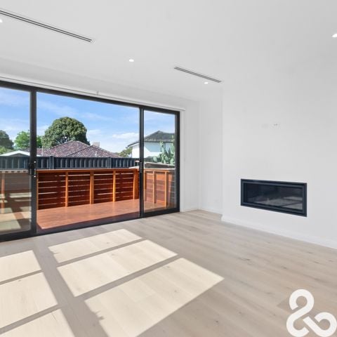 Executive Residence in Premium Locale