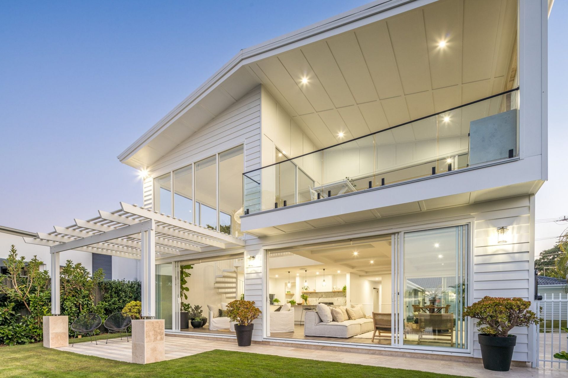 $ 3,175,000, Broadbeach Waters - Thumbnail 2