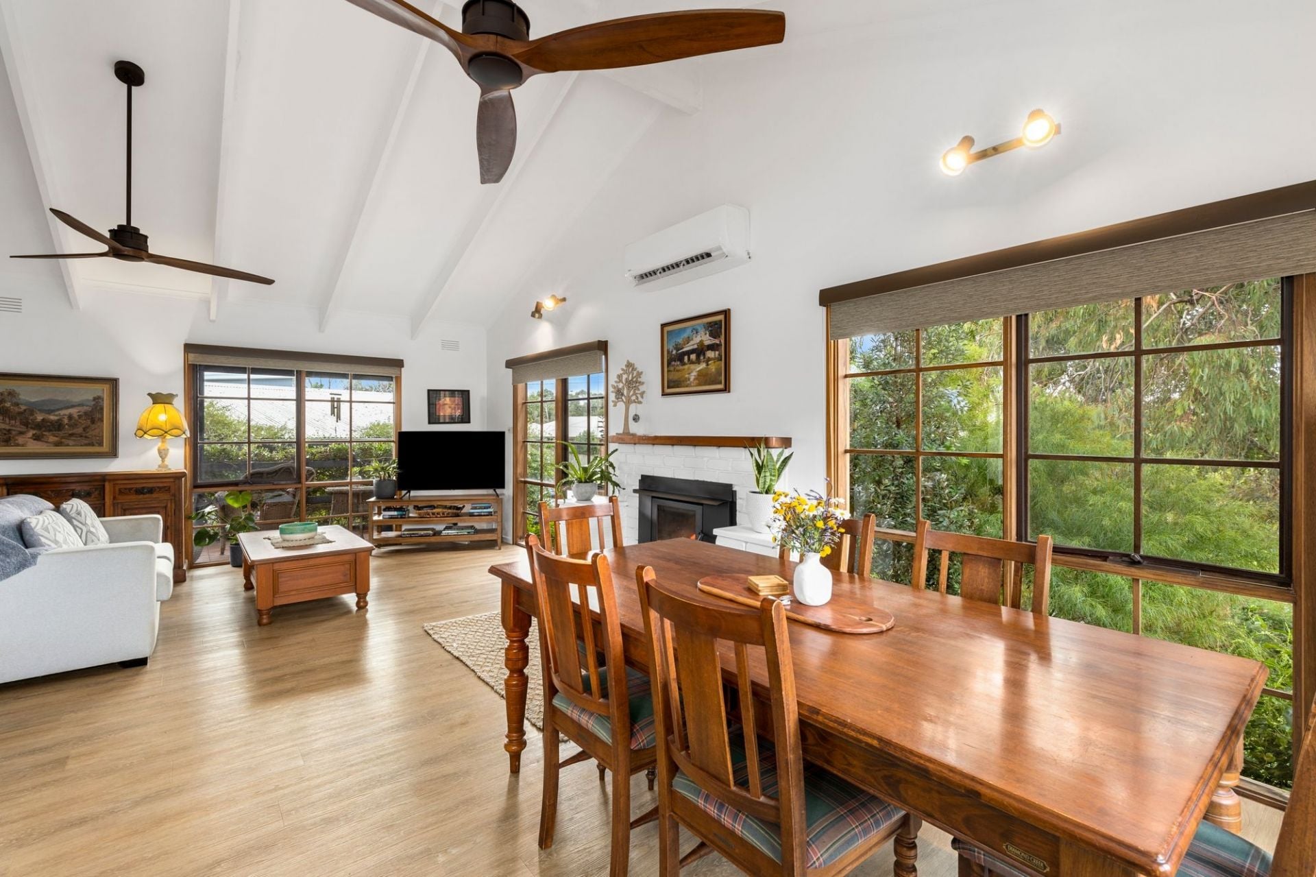 4 Sunset Strip Ocean Grove VIC, Ocean Grove - Thumbnail 2
