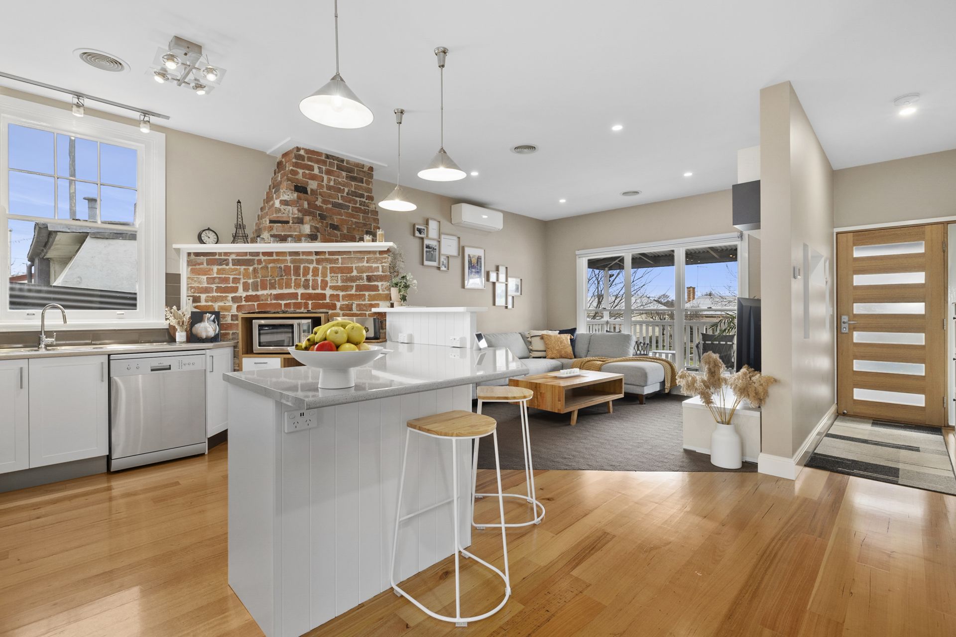 81 Peel Street South, Golden Point, Golden Point - Thumbnail 8