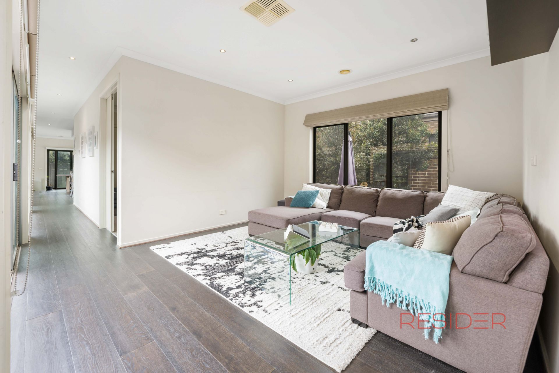 13 Riordan Crescent Mernda, Mernda - Thumbnail 4