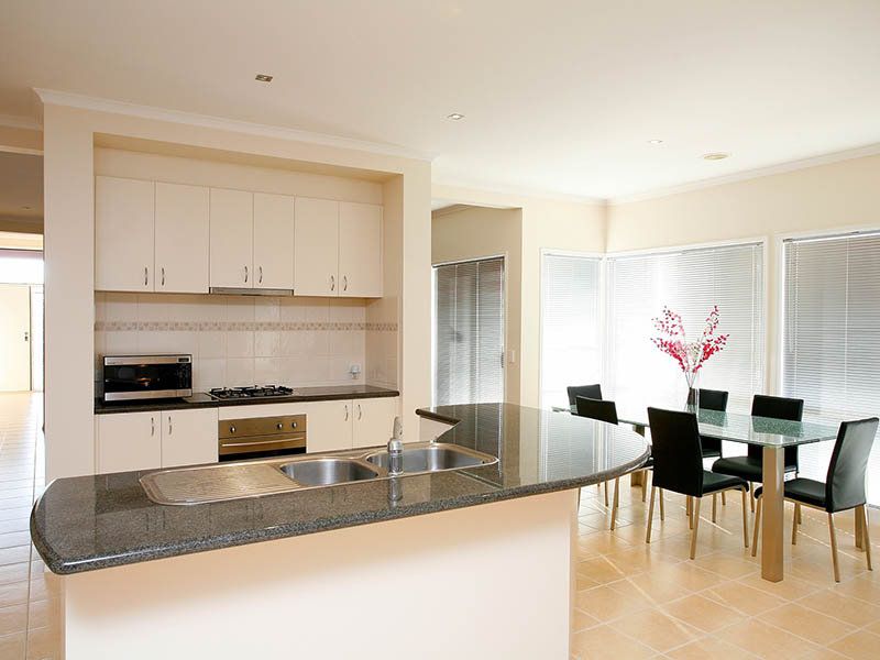 1 Kenrick Mews, Caroline Springs - Thumbnail 4
