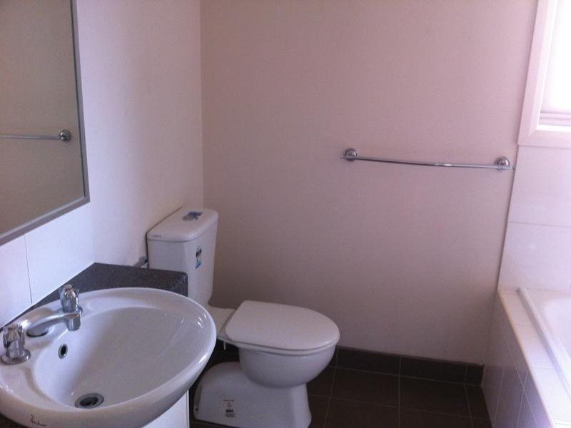 THIS MODERNLY PRESENTED HOME, NEAR TRANSPORT AND SHOPS IS AWAITING YOU!
