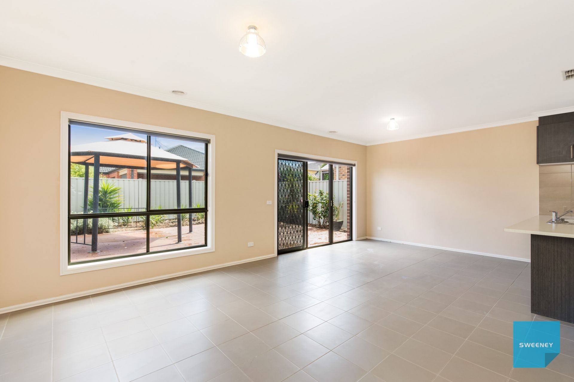 37 Daly Circuit, Caroline Springs - Thumbnail 5