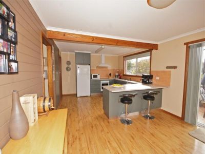 3
 
 
 
  
 
 
 2
 
 
 
  
 
 
 1
 
 
 
 
 
 
 
 42 Park Drive, AMBLESIDE TAS 7310, Ambleside - Thumbnail 6