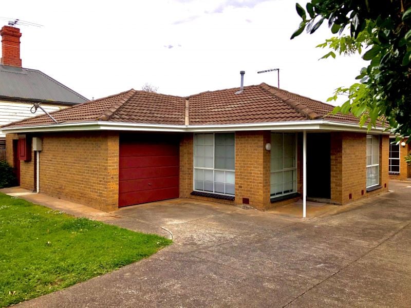 1/17 Gadd Street, Northcote