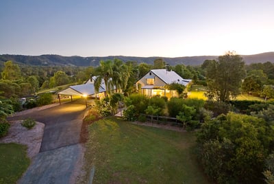  A Special Position at Wights Mtn - Superb Family Residence