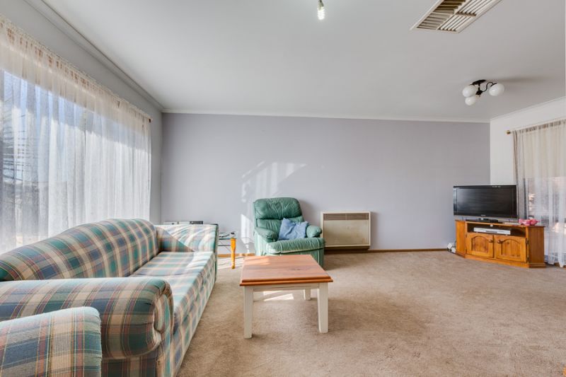 11 Taylor Drive, Bacchus Marsh - Thumbnail 5