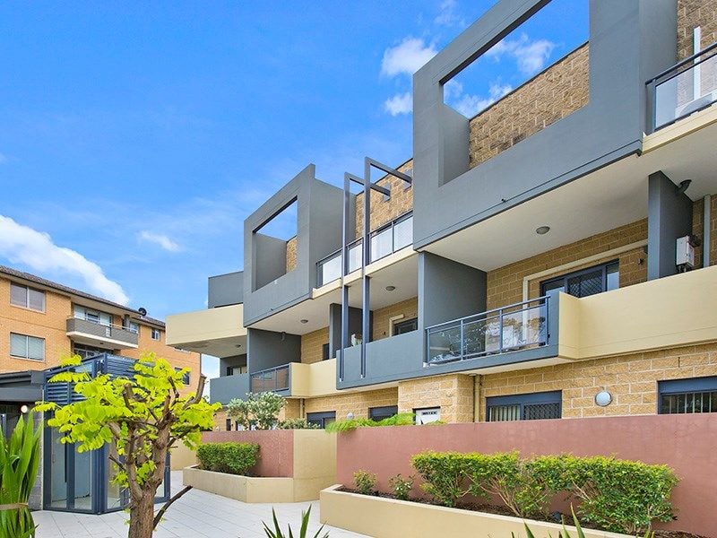 2/17A-19 Searl Road